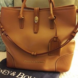 Dooney & Bourke